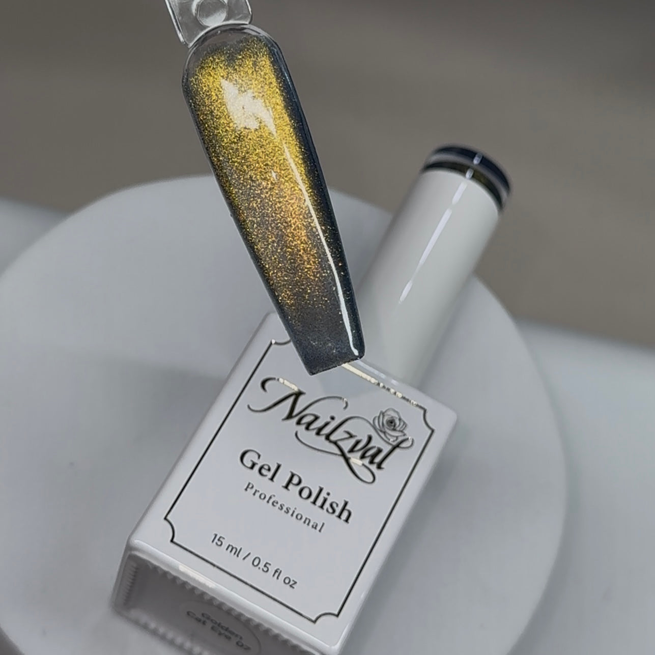 Golden Cat Eye 07
